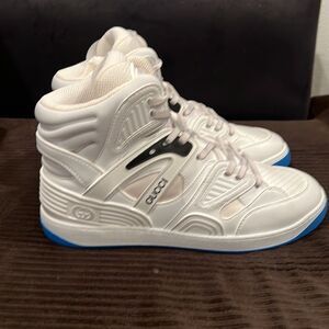 Brand new Gucci sneakers with box size 9,5 MEN